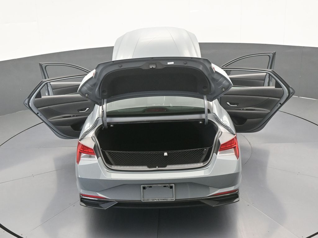 Used 2022 Electric Shadow Hyundai SEL image 62