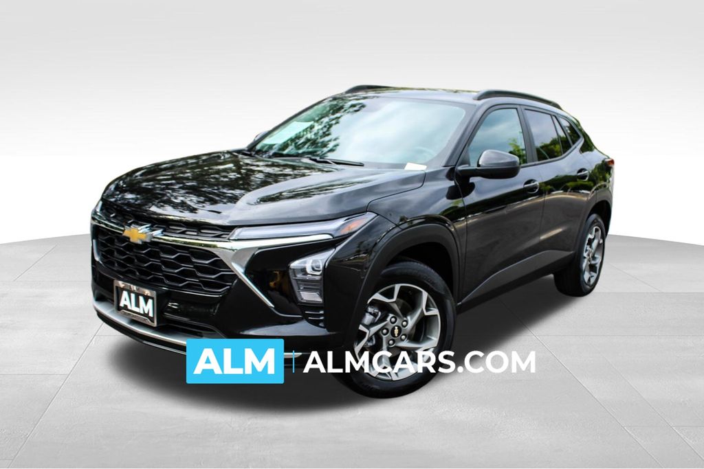2025 Chevrolet Trax LT's photo