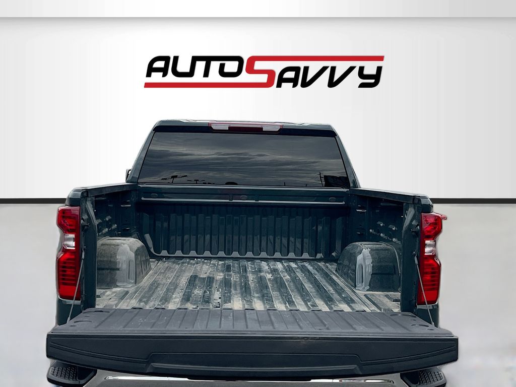 Used 2026 Gray Chevrolet LT image 26