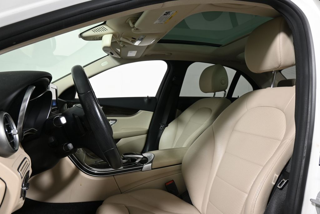 Thumbnail: 2015 Mercedes-Benz C-Class - 5
