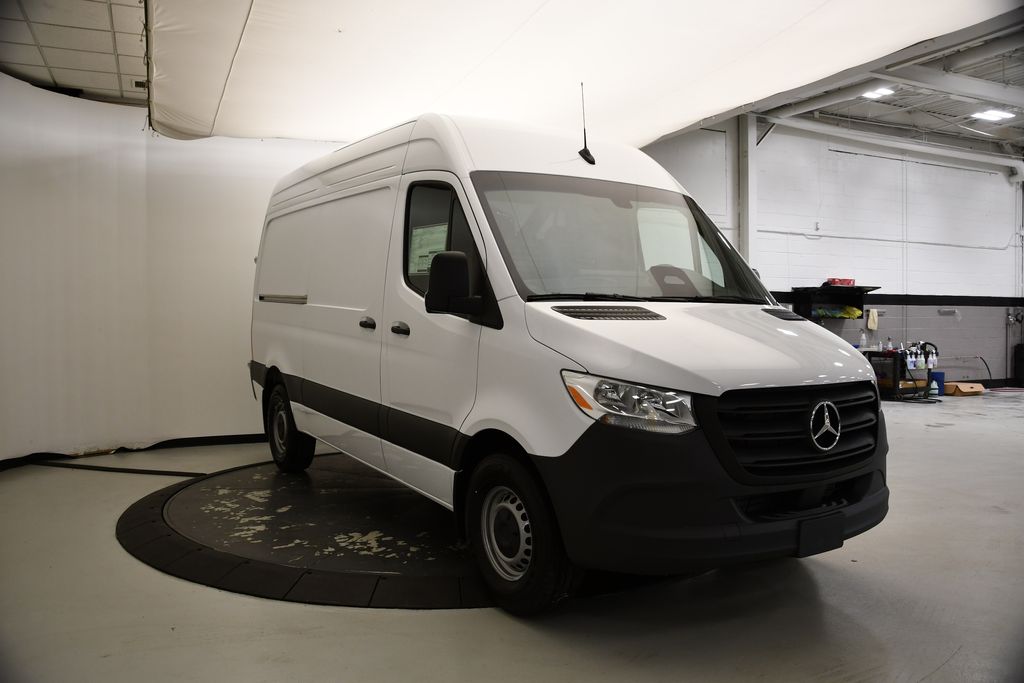 2025 Mercedes-Benz Sprinter 2500 4