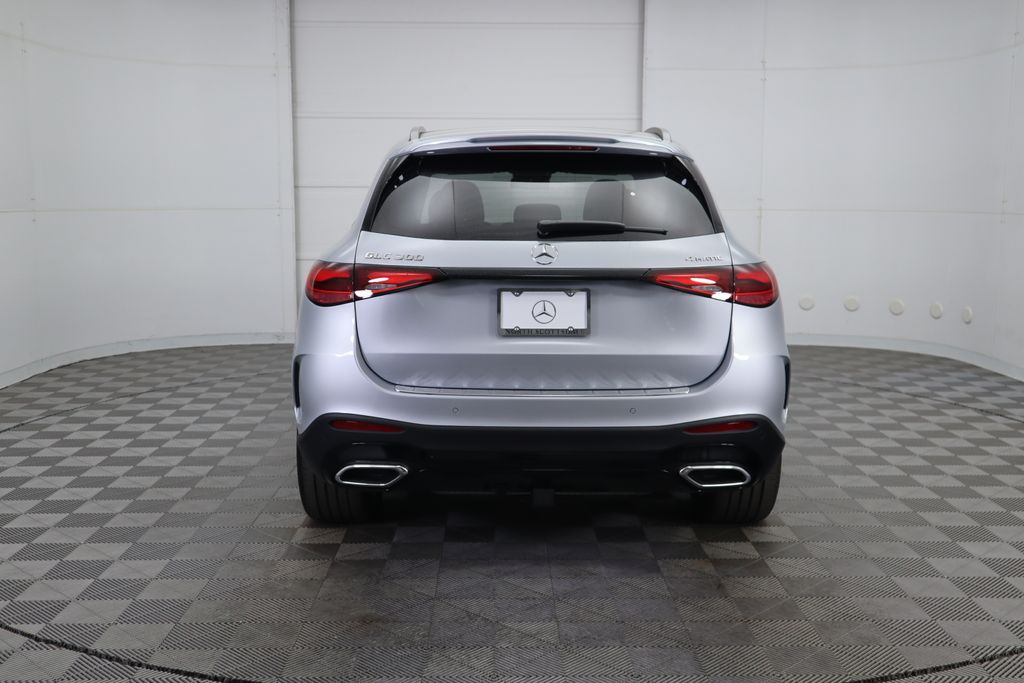 2025 Mercedes-Benz GLC 300 6