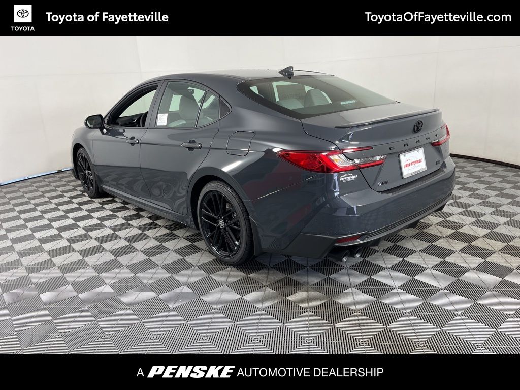2025 Toyota Camry SE 14