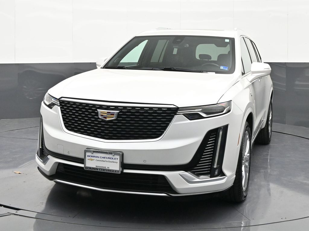 Crystal White 2020 Cadillac XT6 Premium Luxury AWD SUV / Crossover Four-Wheel Drive 9-Speed Automatic