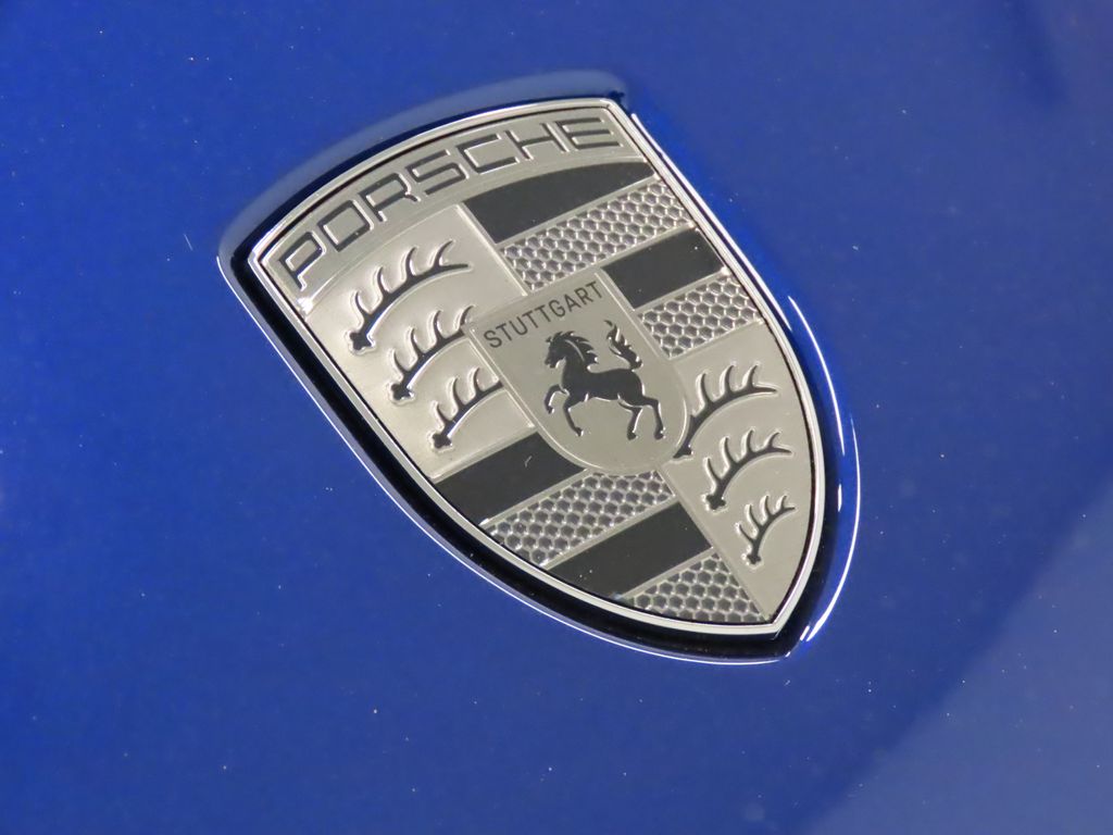 Thumbnail: 2025 Porsche Macan - 14