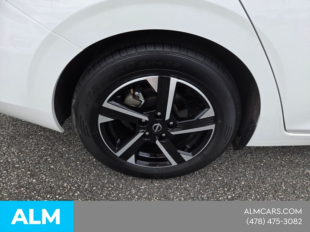 Used 2024 White Nissan SV image 15
