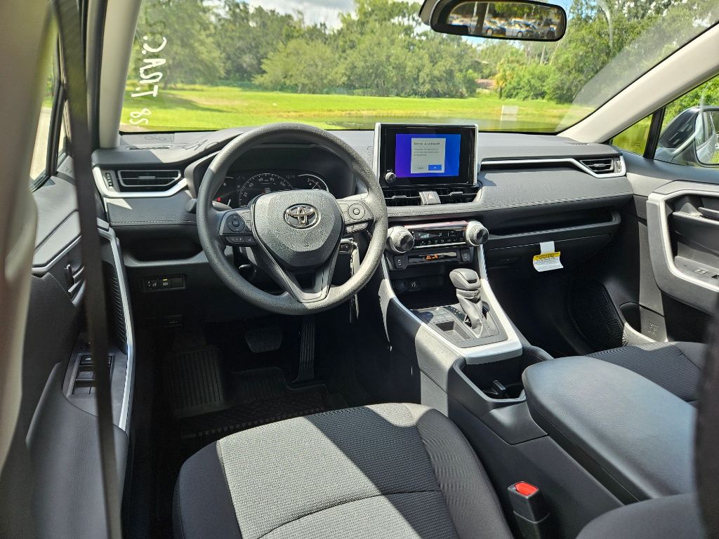 Thumbnail: 2024 Toyota RAV4 - 12