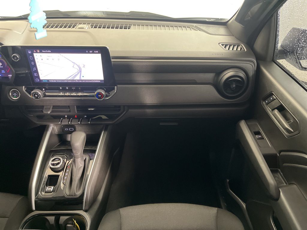 Thumbnail: 2024 Chevrolet Colorado - 13