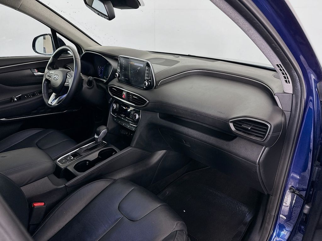 Thumbnail: 2019 Hyundai Santa Fe - 31