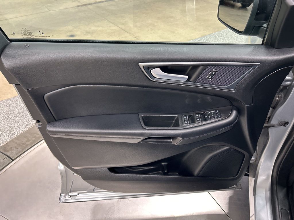 used 2024 Ford Edge car, priced at $25,832