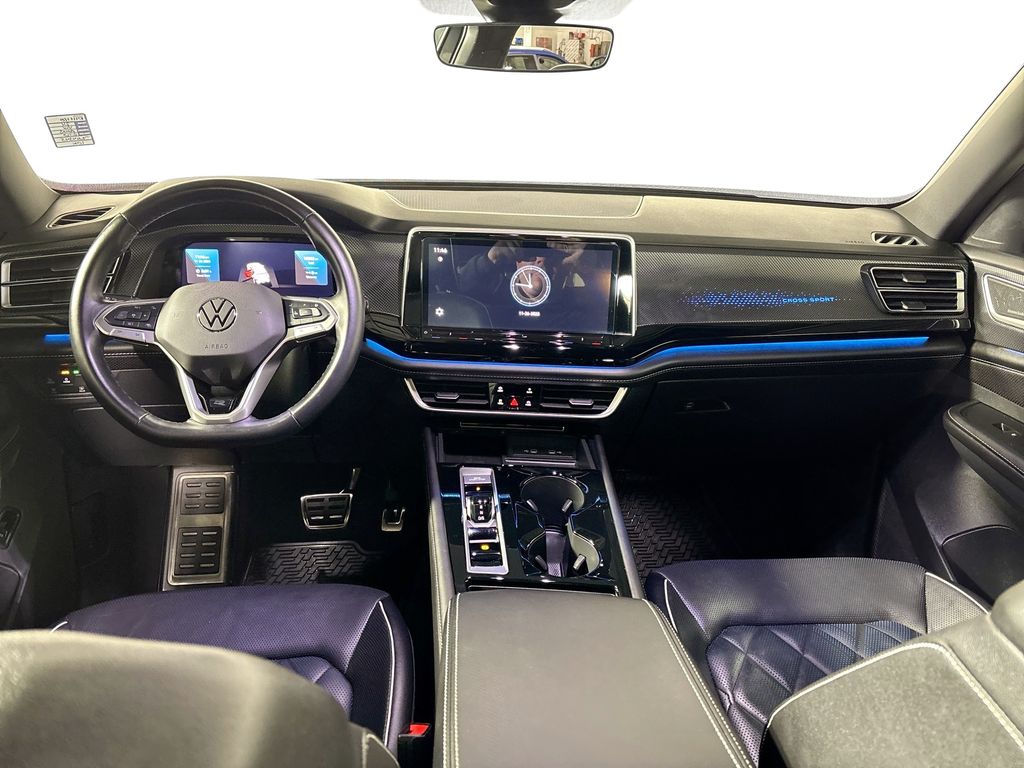 2024 Volkswagen Atlas Cross Sport 2.0T SEL Premium R-Line