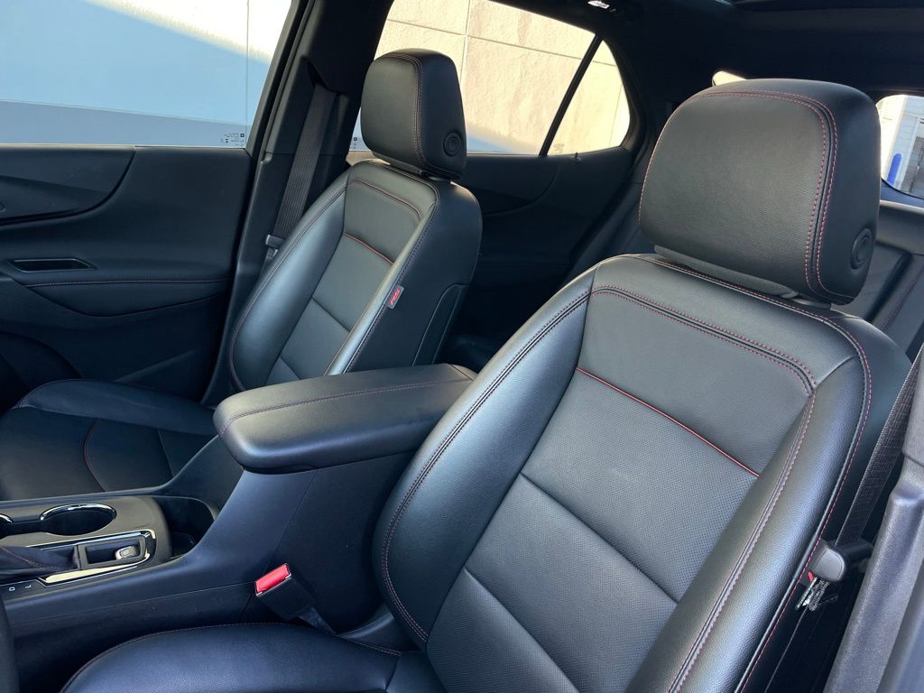 Thumbnail: 2024 Chevrolet Equinox - 26