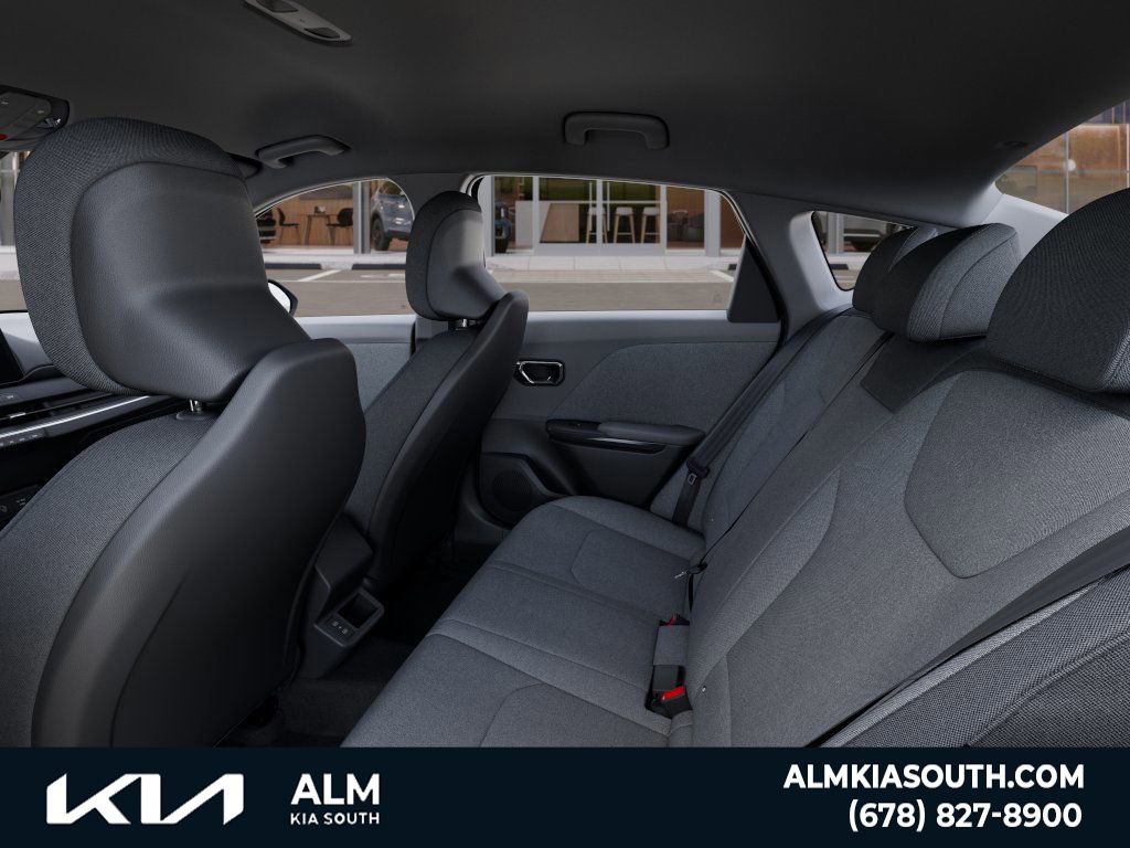 2025 Kia K4 LXS photo 16