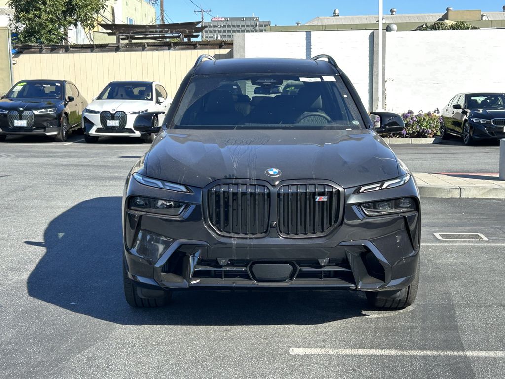Thumbnail: 2026 BMW X7 - 8