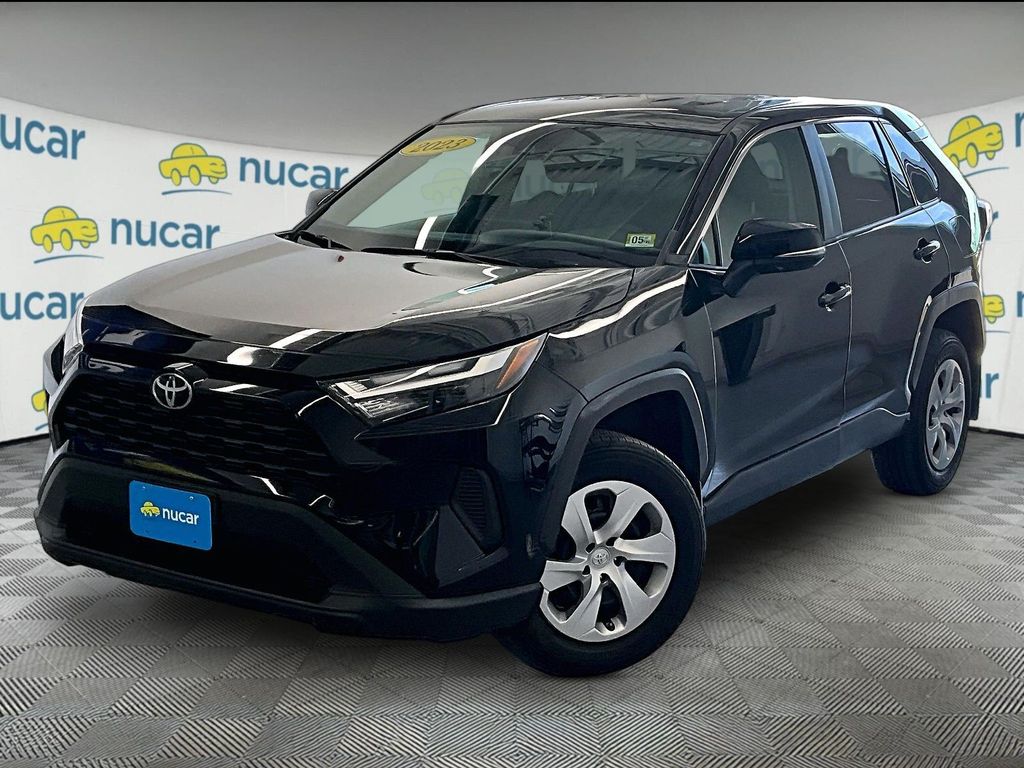 2023 Toyota RAV4 — photo 3
