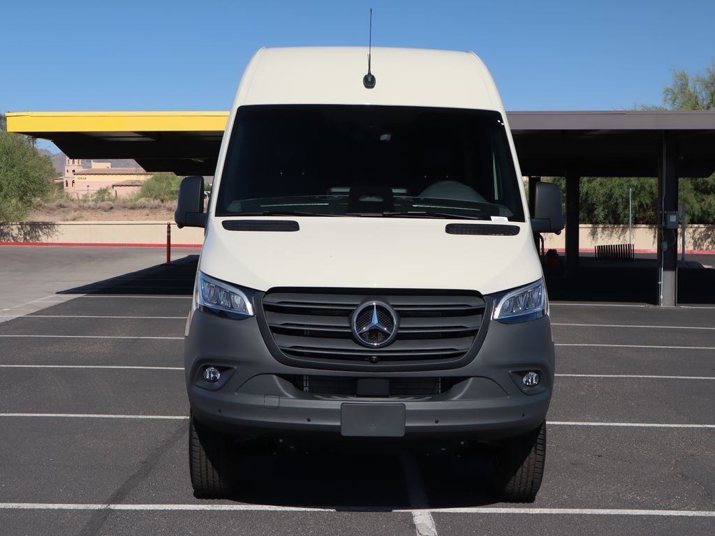 Thumbnail: 2025 Mercedes-Benz Sprinter - 2