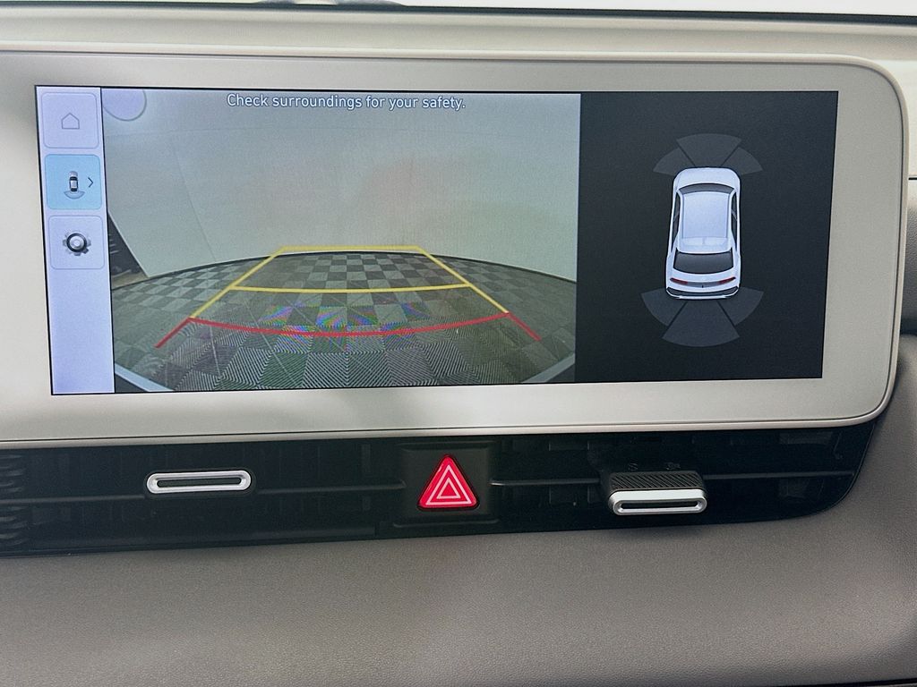 Thumbnail: 2022 Hyundai Ioniq 5 - 14