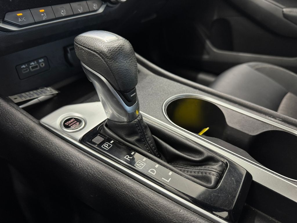 Used Car 2022 Nissan Altima  2.5 Sv For Sale Under $20,000 In Austin, Texas