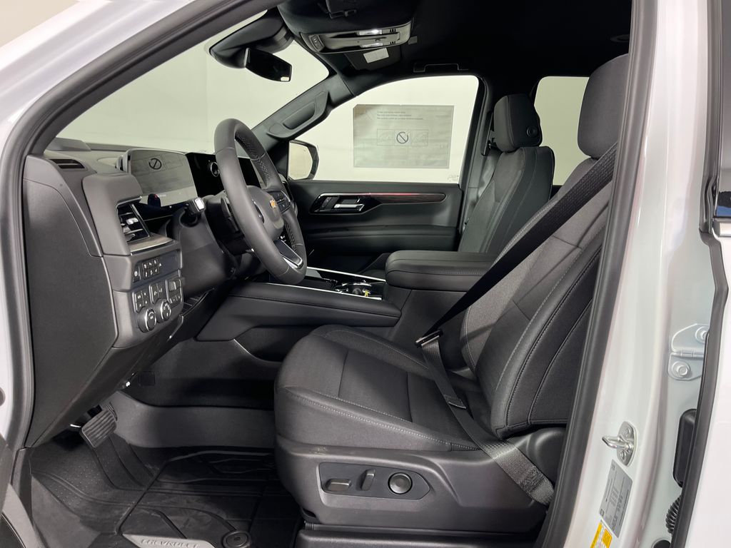Thumbnail: 2026 Chevrolet Tahoe - 22