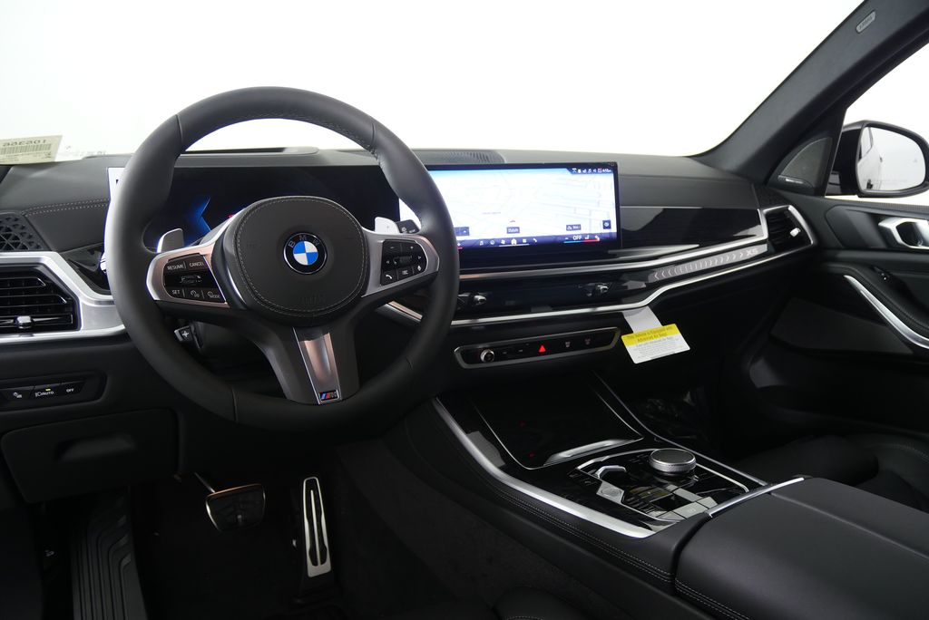 Thumbnail: 2026 BMW X5 - 17