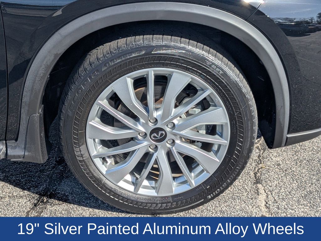 2023 INFINITI QX50 LUXE