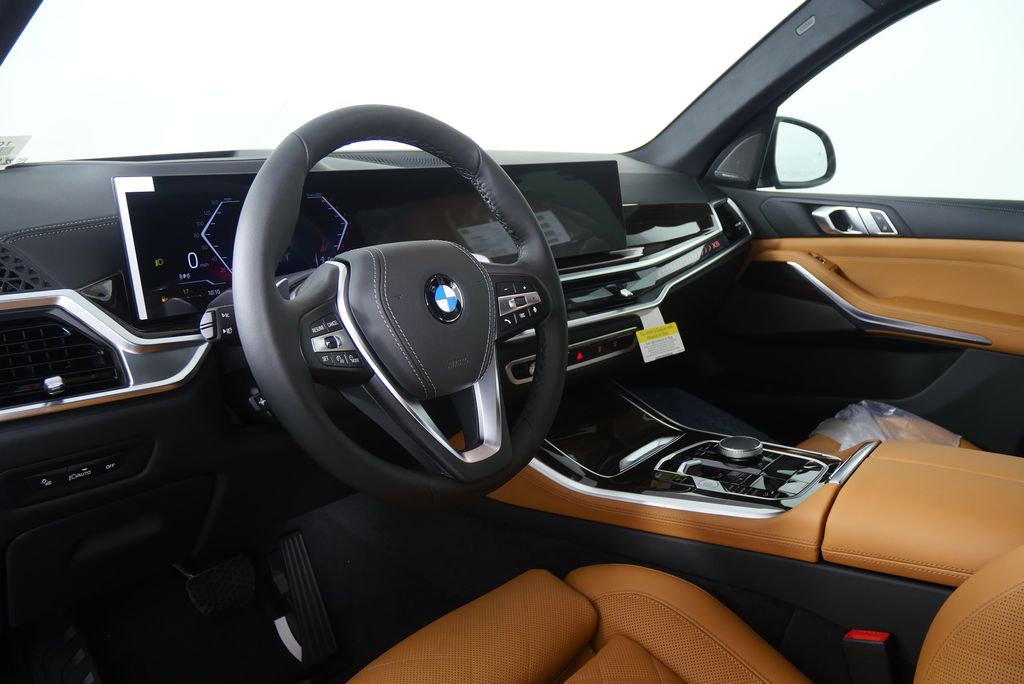 Thumbnail: 2026 BMW X5 - 13