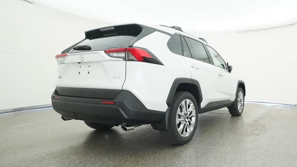 Thumbnail: 2025 Toyota RAV4 - 7