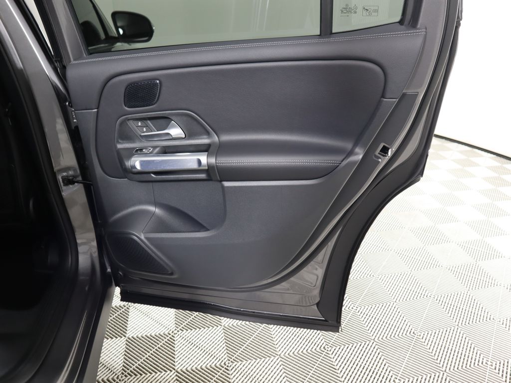 Thumbnail: 2026 Mercedes-Benz GLB - 28