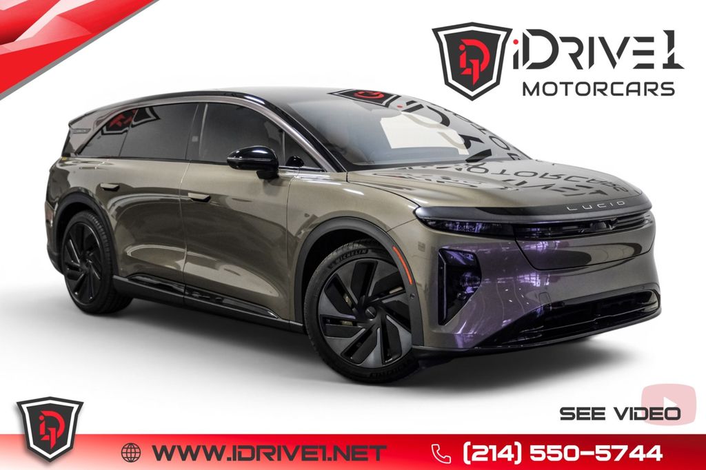 Quantum Gray Metallic 2026 Lucid Gravity SUV / Crossover All-Wheel Drive 1-Speed Automatic