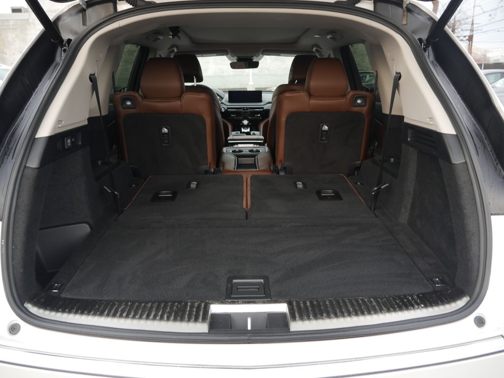 Thumbnail: 2023 Acura MDX - 24