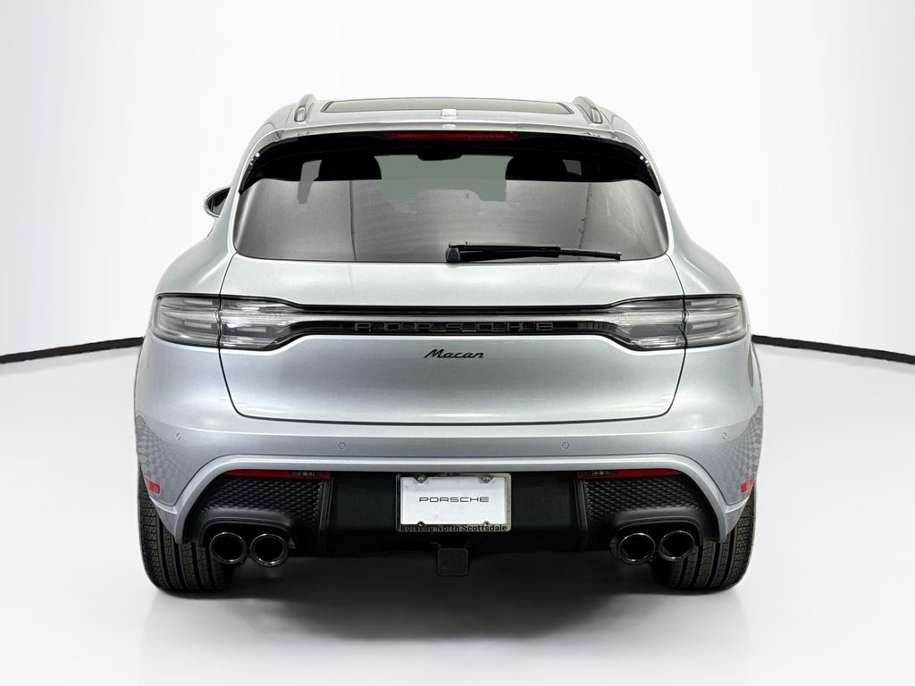 Thumbnail: 2026 Porsche Macan - 6