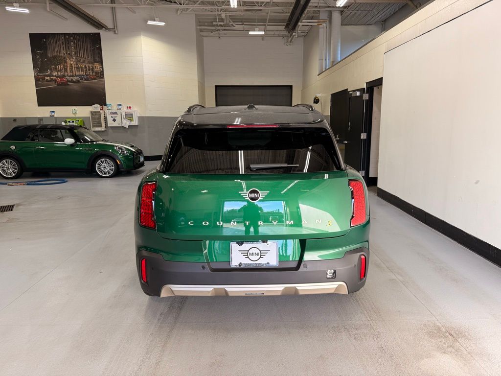 Thumbnail: 2025 MINI Cooper Countryman - 4