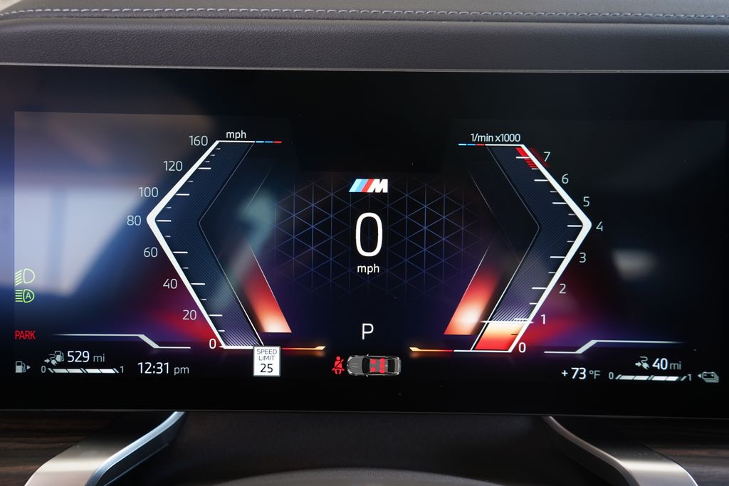 Thumbnail: 2025 BMW 7 Series - 18