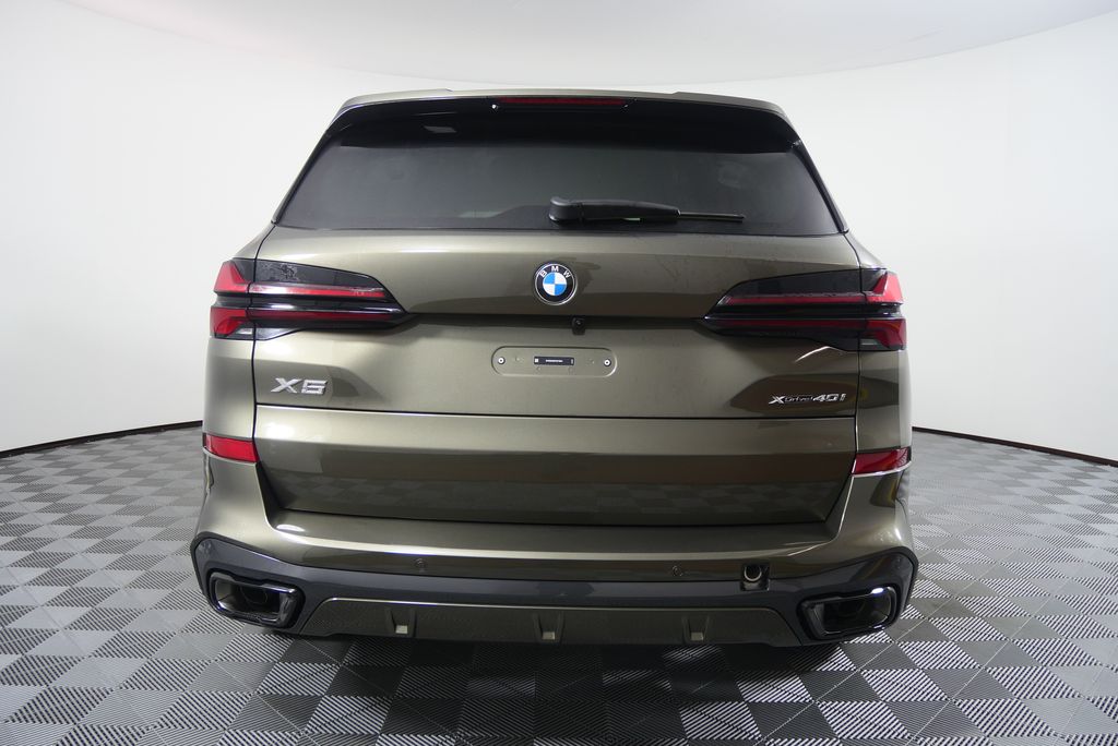 Thumbnail: 2026 BMW X5 - 4
