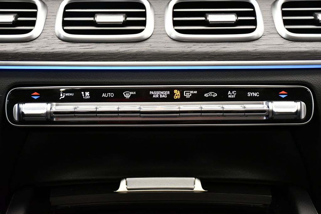 Thumbnail: 2026 Mercedes-Benz GLS - 29