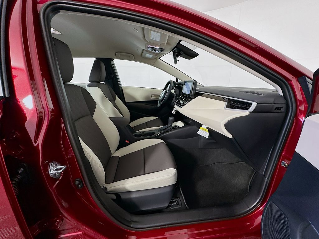 Thumbnail: 2025 Toyota Corolla - 26