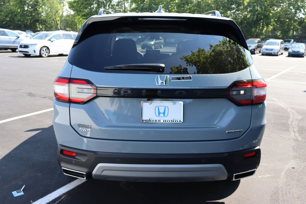 2025 Honda Pilot Touring 4