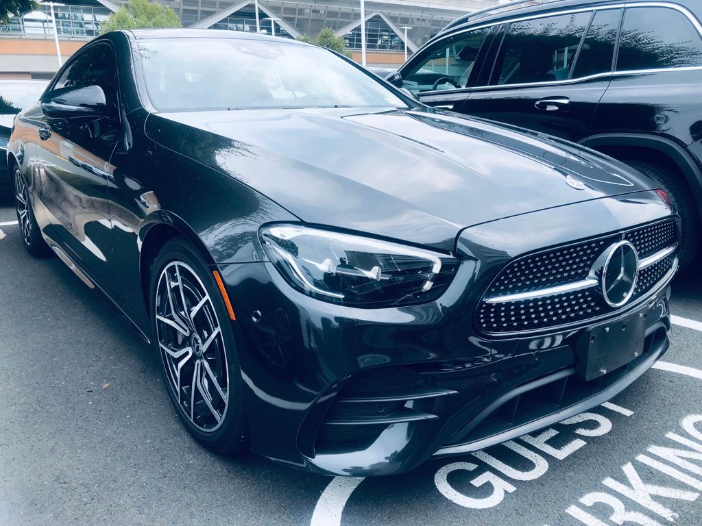 Thumbnail: 2022 Mercedes-Benz E-Class - 3