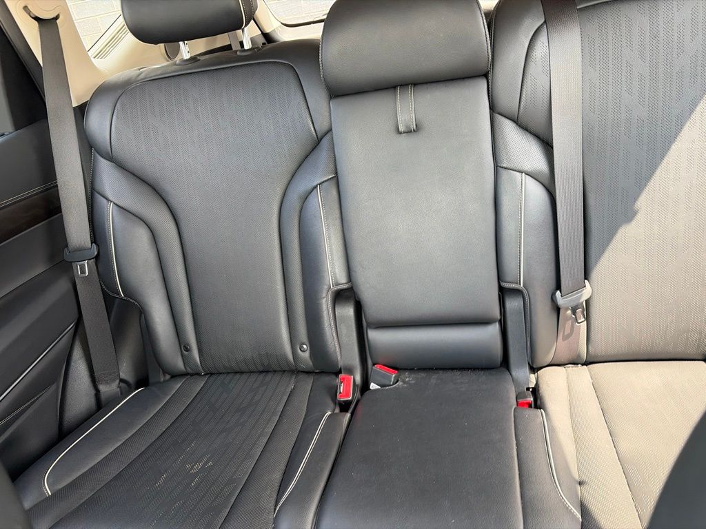 Used 2021 Gray Genesis 3.5T Advanced + image 12