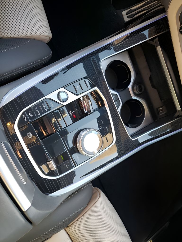 Used Car 2023 Bmw X7  M60i For Sale Under $70,000 In Austin, Texas