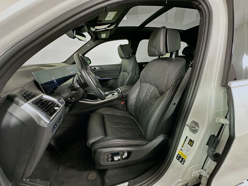 Thumbnail: 2024 BMW X5 - 22