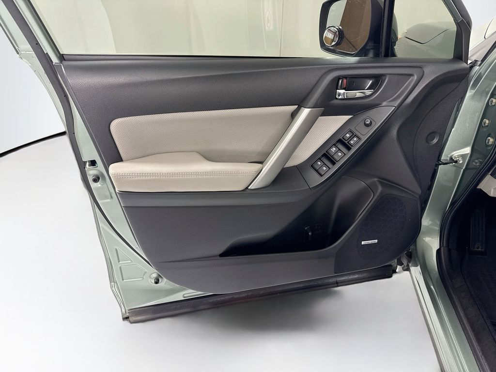 Thumbnail: 2015 Subaru Forester - 24