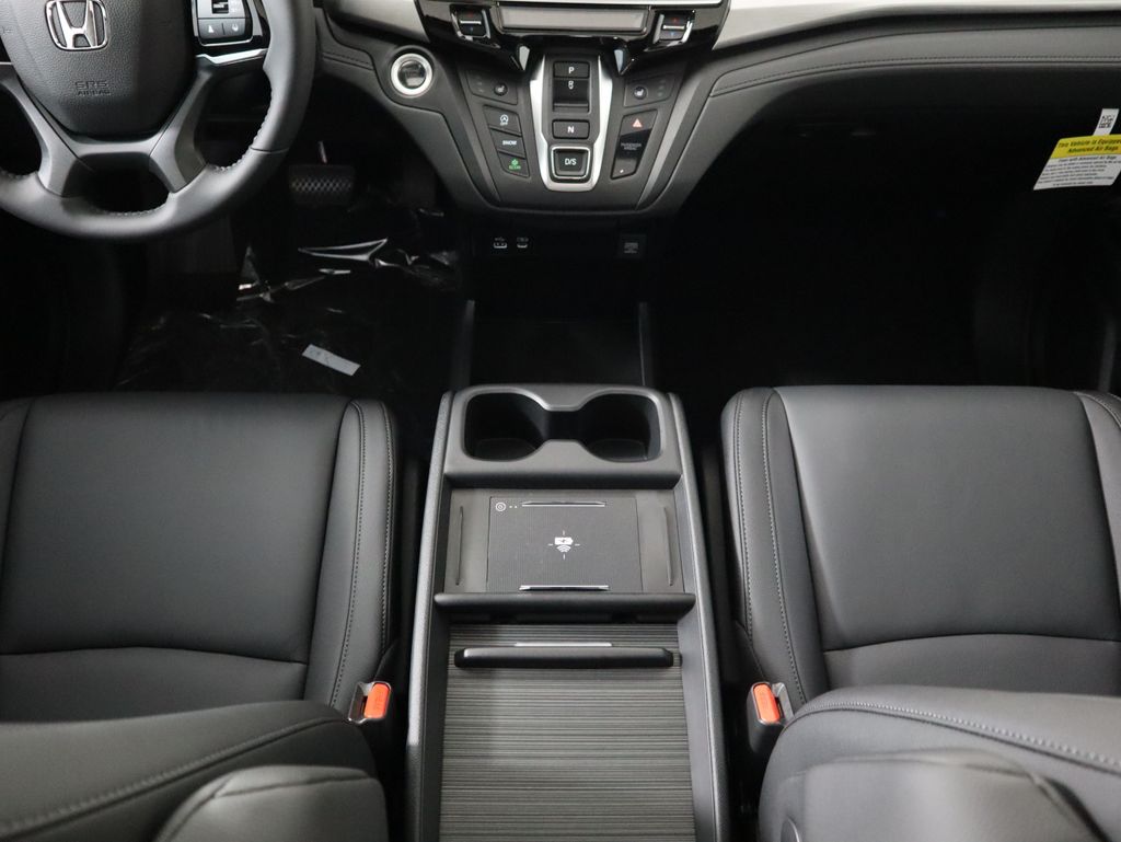 Thumbnail: 2026 Honda Odyssey - 16