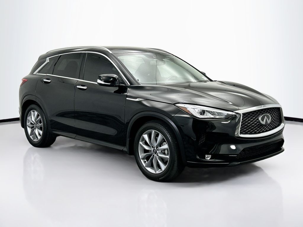 Thumbnail: 2021 INFINITI QX50 - 3