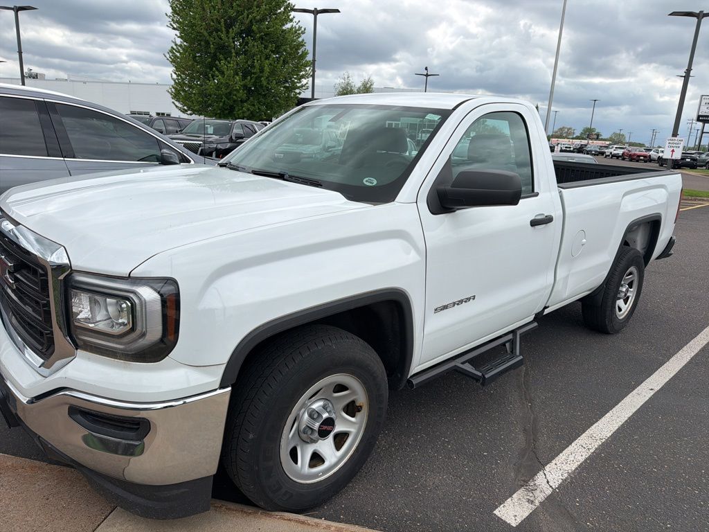 Summit White 2018 GMC Sierra 1500 Base Pickup Truck 4X2 6-Speed Automatic Overdrive