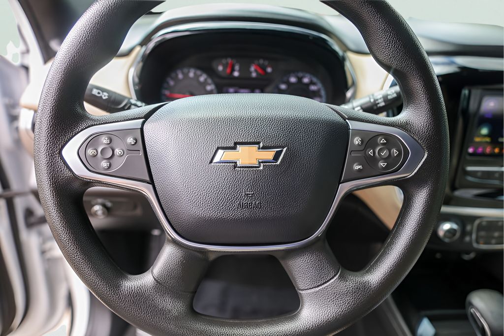 Used Car 2023 Chevrolet Traverse  Ls For Sale Under $30,000 In Austin, Texas