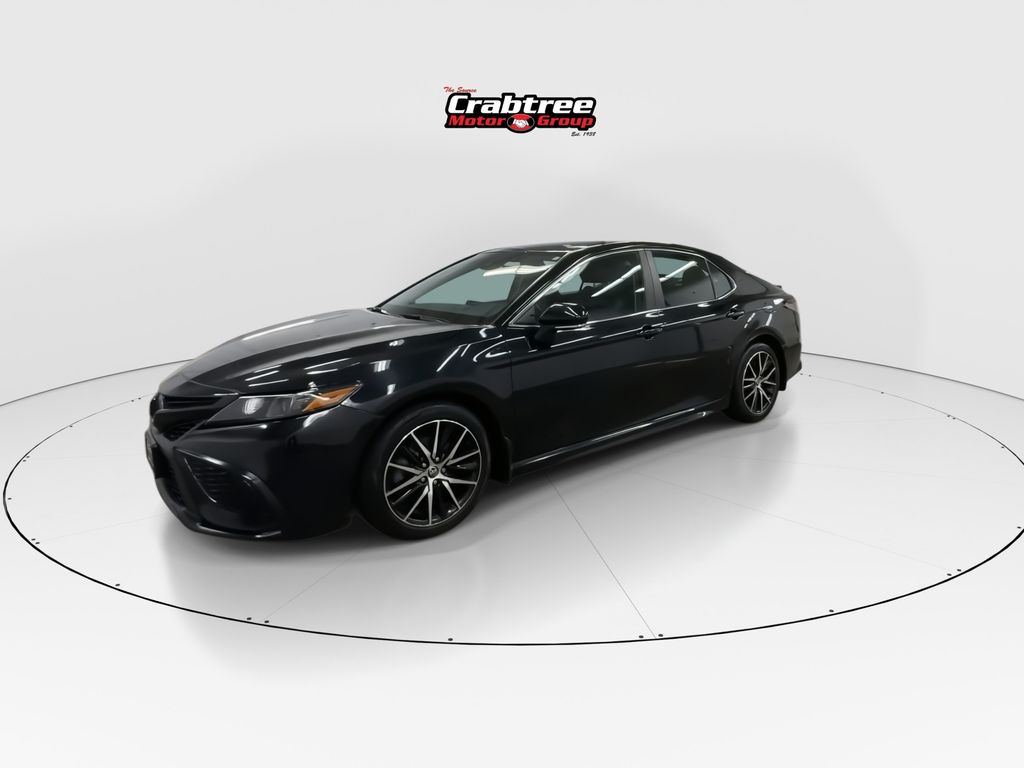 Used 2024 Toyota Camry Hybrid Sedan