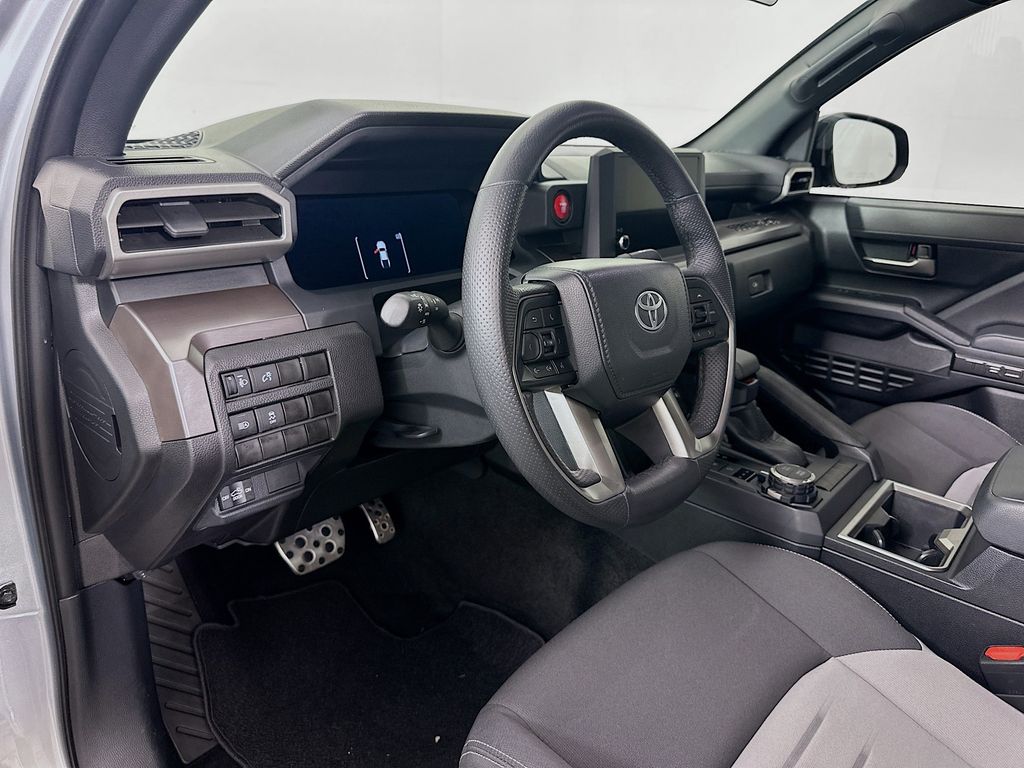 2024 Toyota Tacoma TRD Sport 9