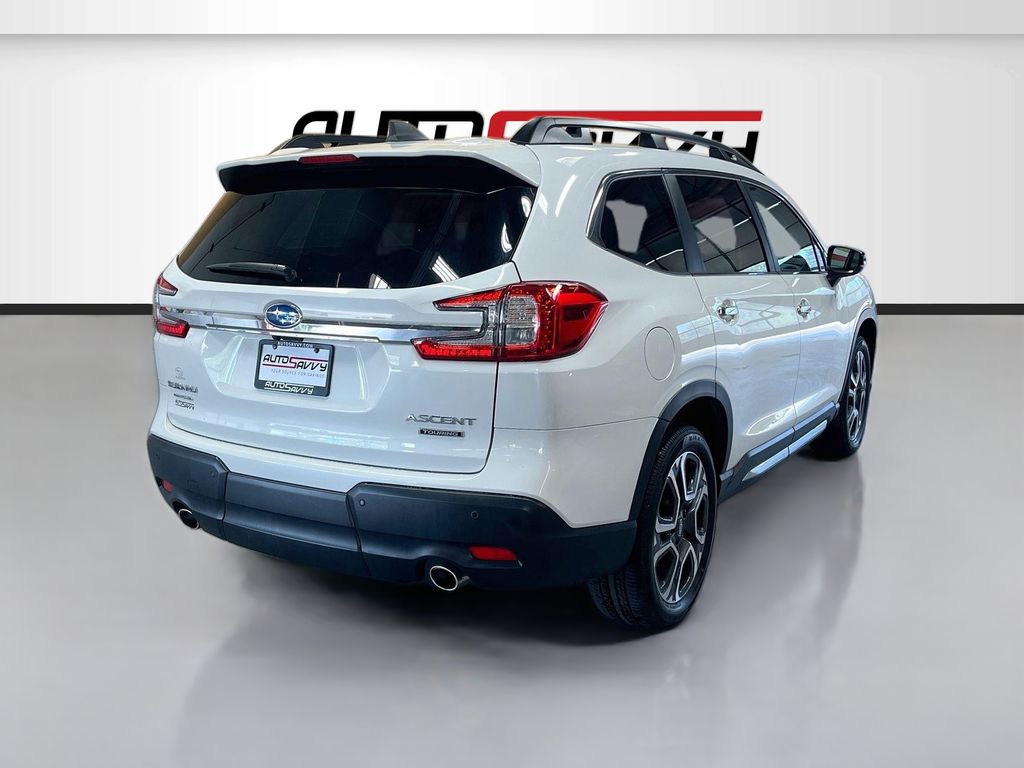 Used 2025 Crystal White Pearl Subaru Touring image 7
