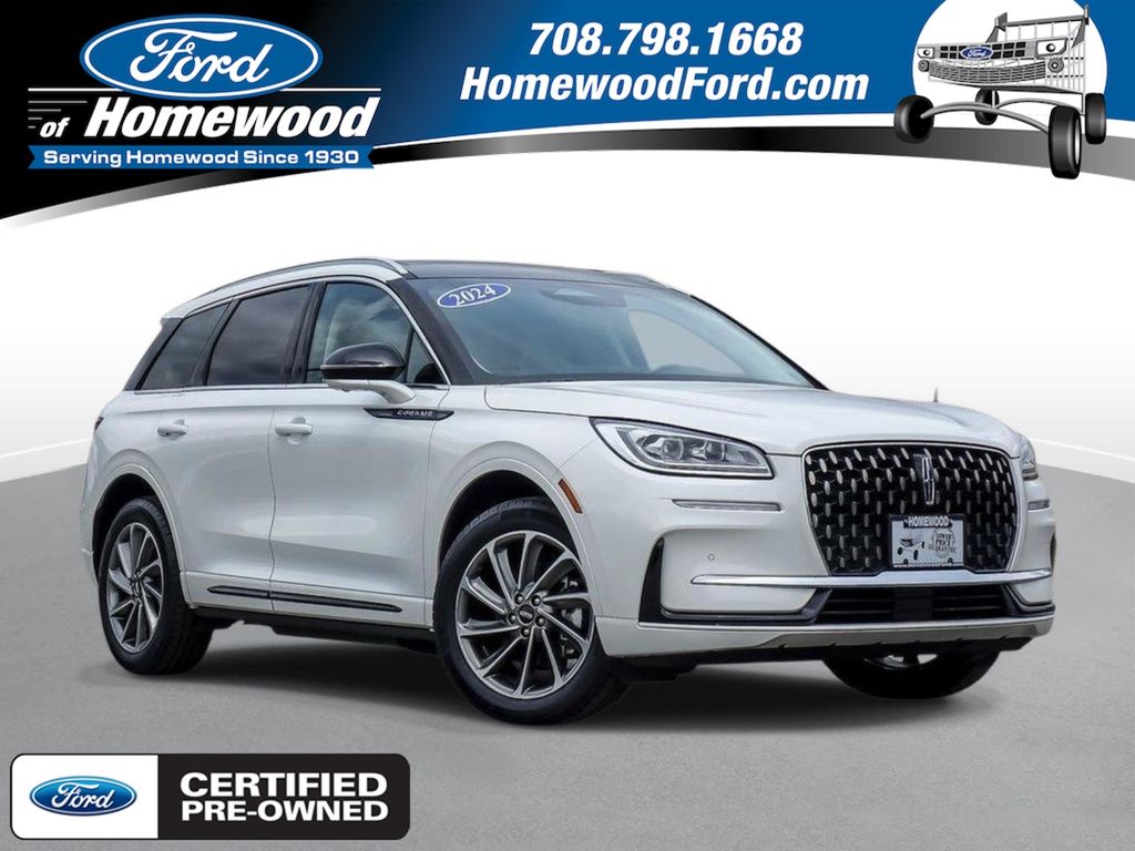White Metallic 2024 Lincoln Corsair SUV / Crossover All-Wheel Drive Continuously Variable Transmission